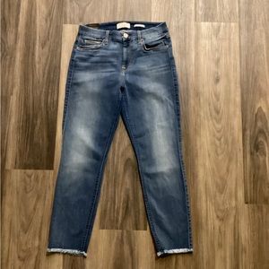 NEW Jen7 by 7 For All Mankind cropped skinny jeans size 4.